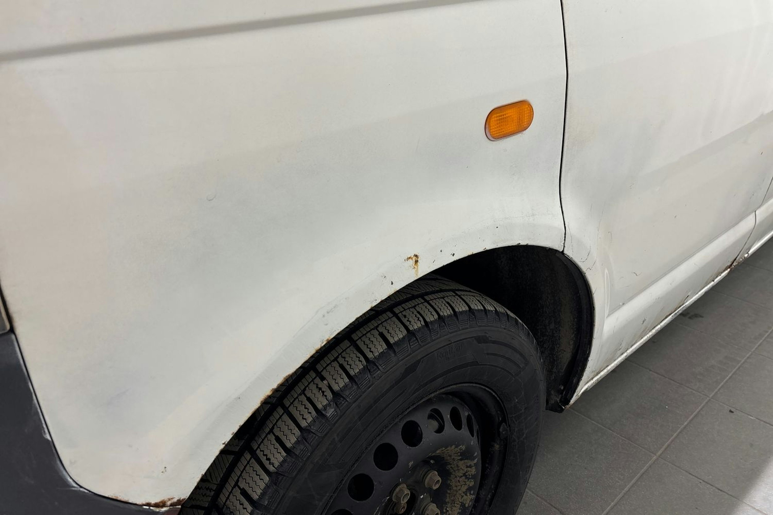 valkoinen Volkswagen Transporter 2006 kuva 22.