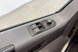 vihreä Volkswagen Transporter 2006 kuva 15.