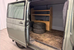 vihreä Volkswagen Transporter 2006 kuva 16.