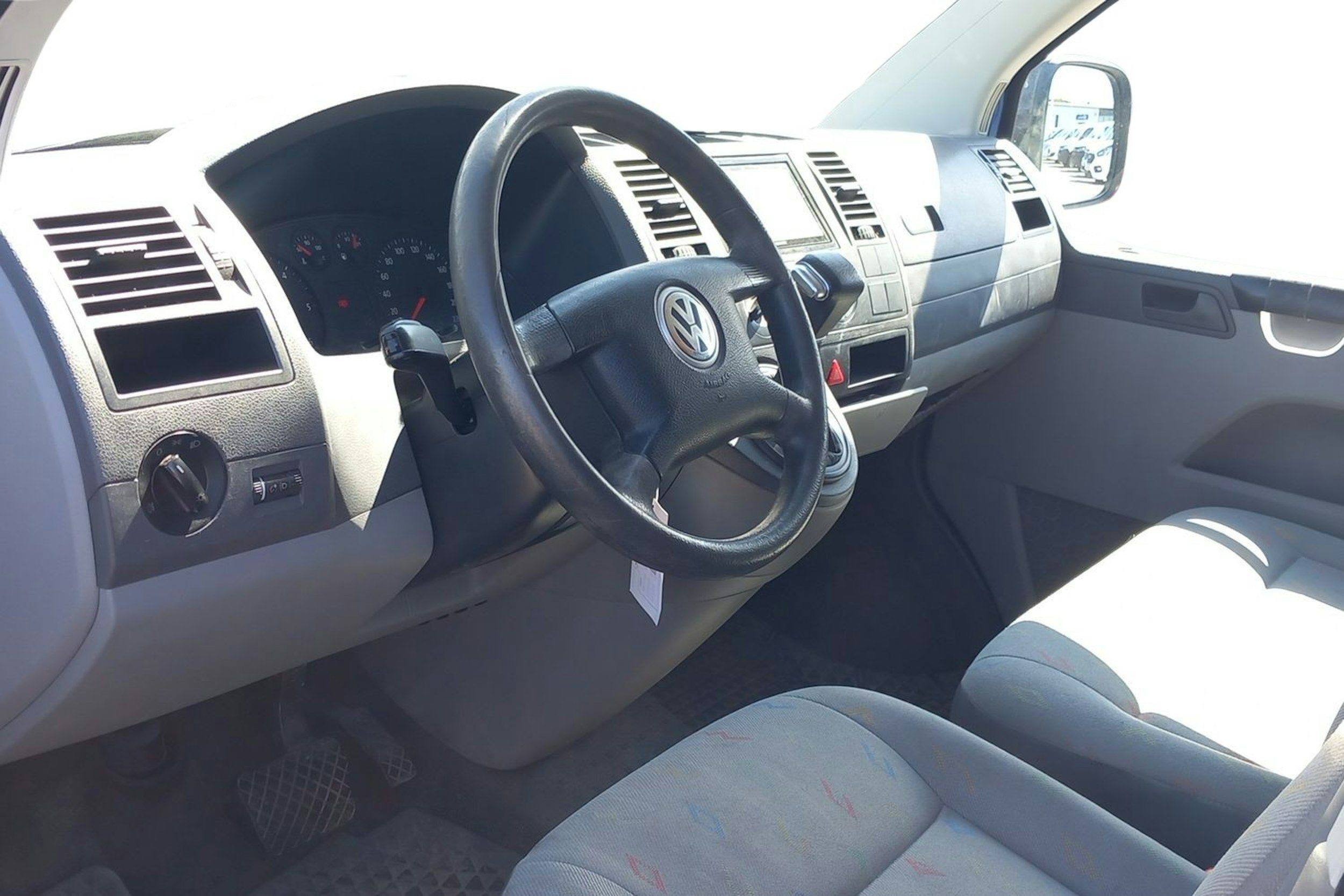 Sininen Volkswagen TRANSPORTER 2006 kuva 6.