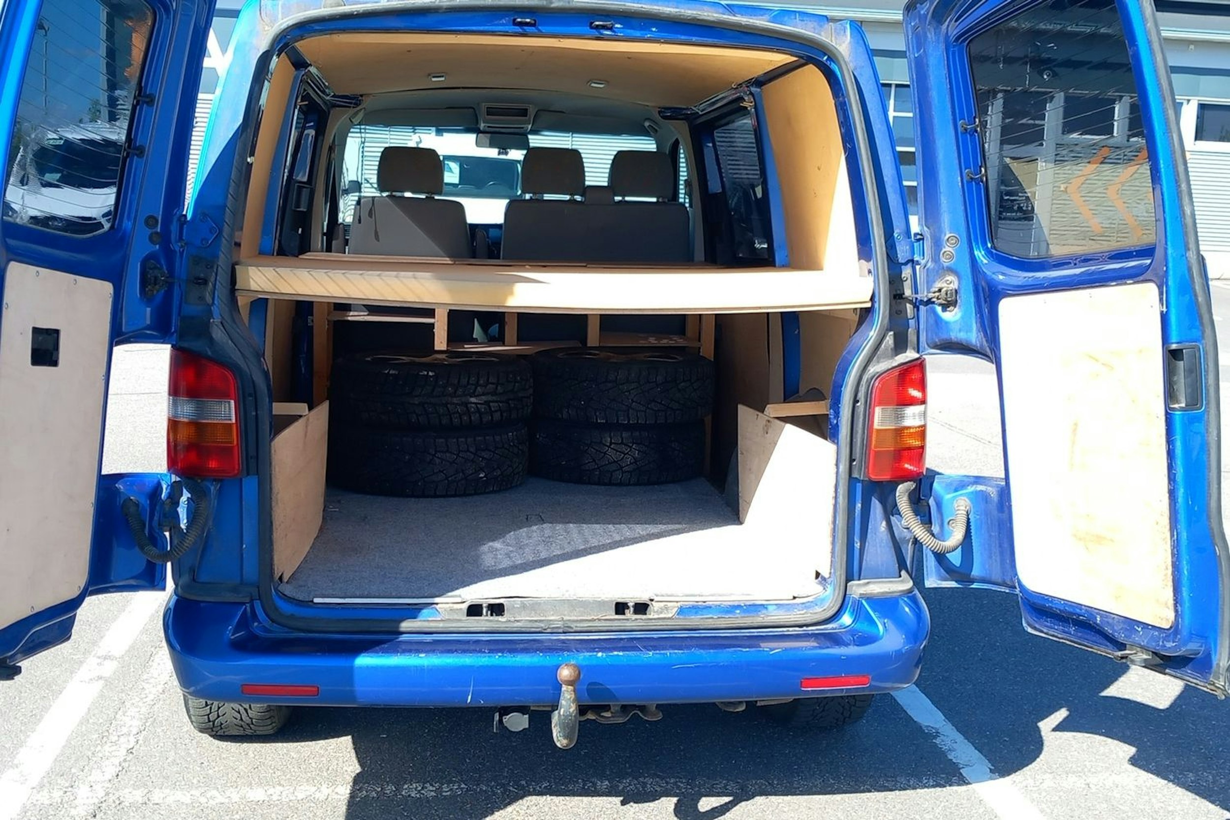 Sininen Volkswagen TRANSPORTER 2006 kuva 23.