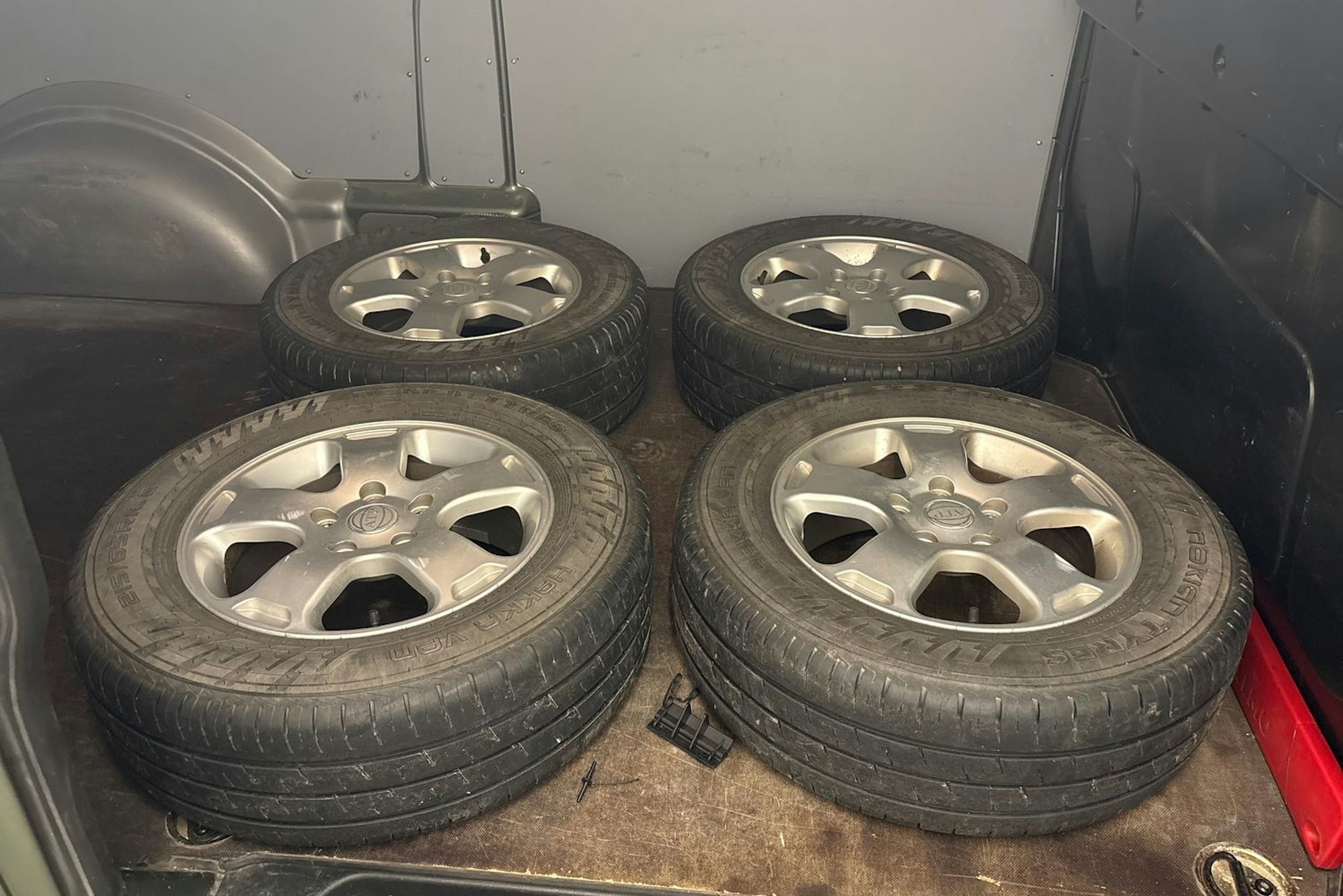 vihreä Volkswagen Transporter 2006 kuva 20.