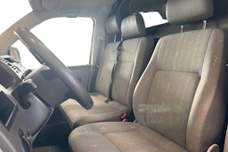 valkoinen Volkswagen Transporter 2006 kuva 10.