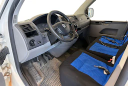 valkoinen Volkswagen Transporter 2007 kuva 3.