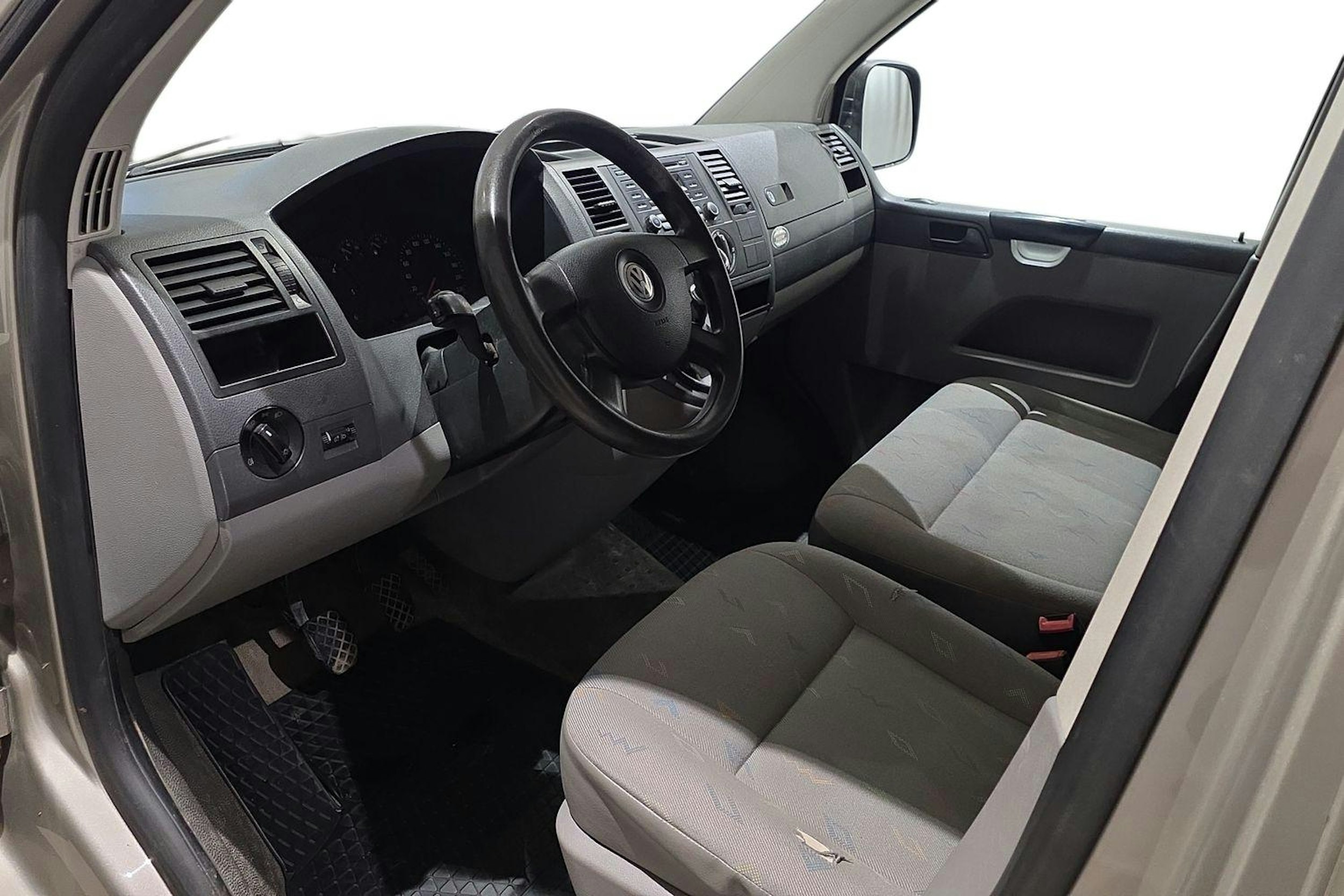 met. ruskea (beige) Volkswagen Transporter 2008 kuva 8.