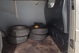 met. ruskea (beige) Volkswagen Transporter 2008 kuva 11.