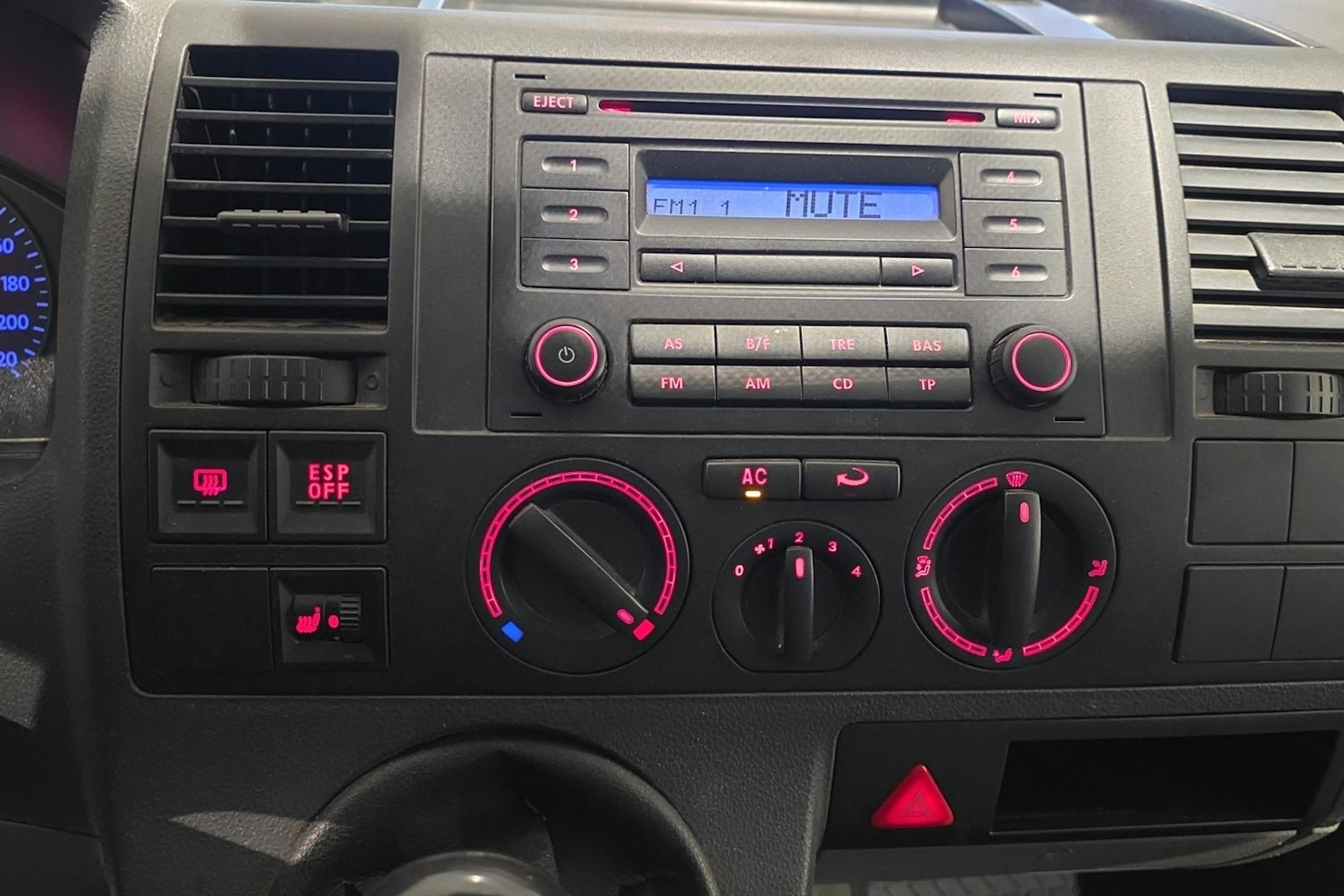 met. ruskea (beige) Volkswagen Transporter 2008 kuva 21.