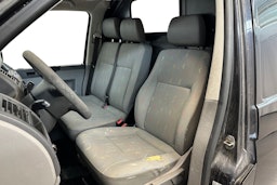Musta Volkswagen Transporter 2007 kuva 8.
