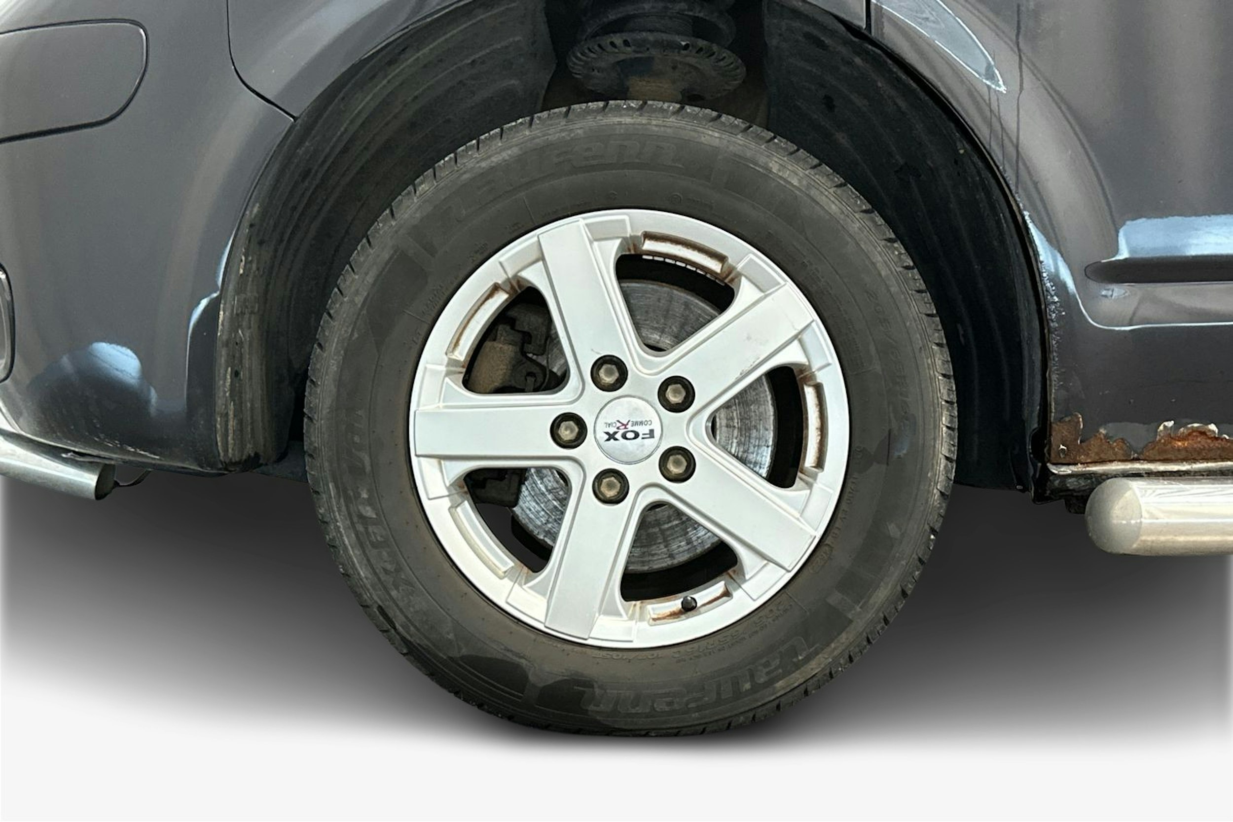 Musta Volkswagen Transporter 2007 kuva 9.
