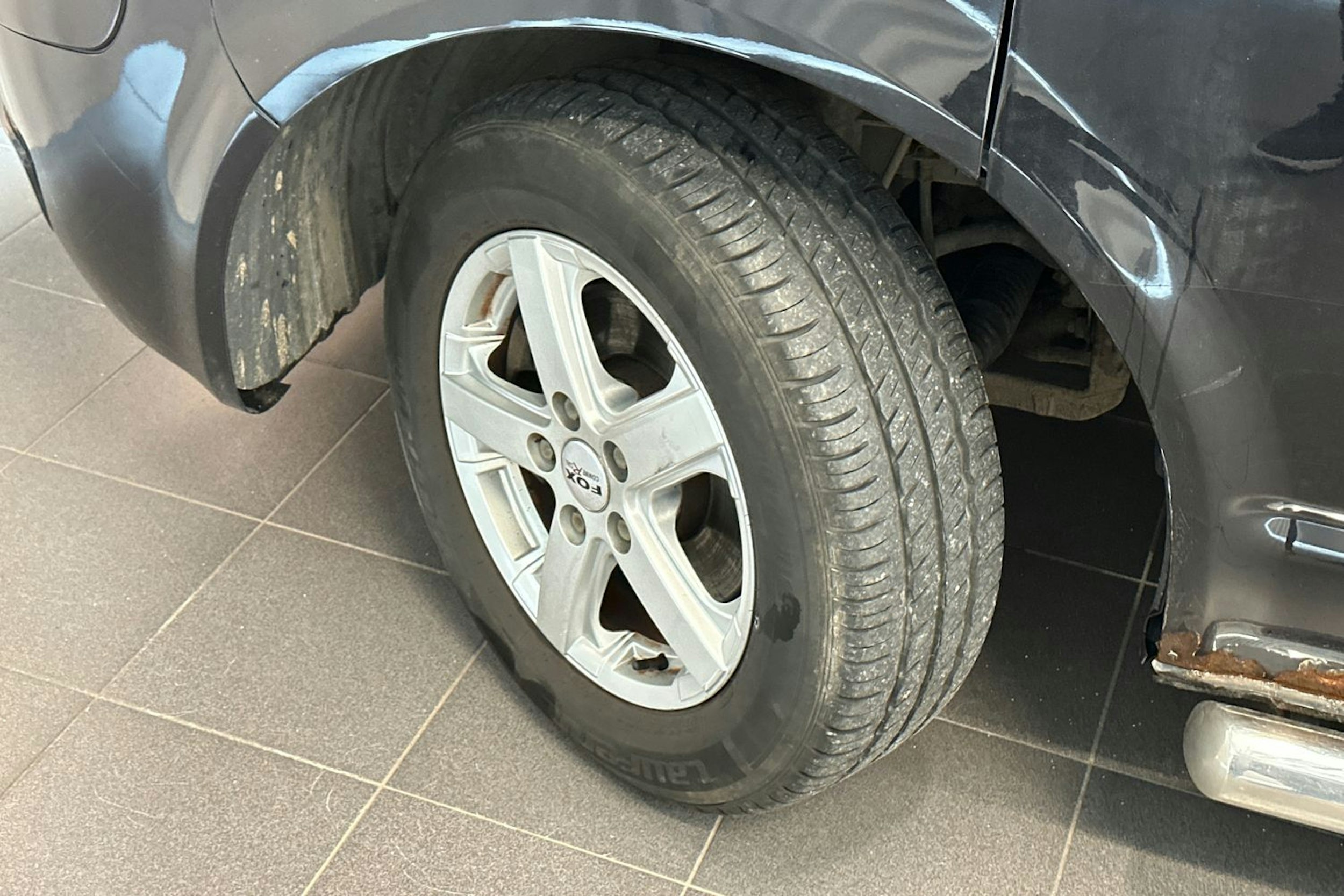Musta Volkswagen Transporter 2007 kuva 10.