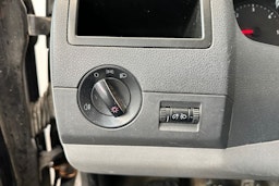 Musta Volkswagen Transporter 2007 kuva 14.