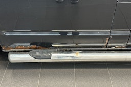 Musta Volkswagen Transporter 2007 kuva 18.