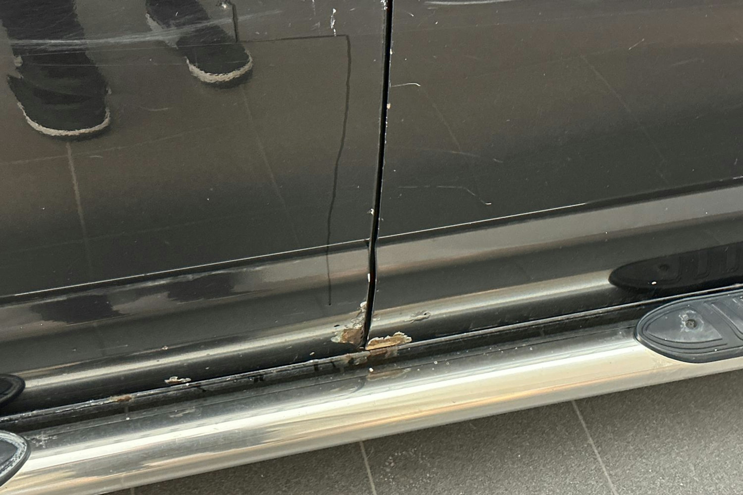 Musta Volkswagen Transporter 2007 kuva 23.