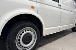 valkoinen Volkswagen Transporter 2007 kuva 20.