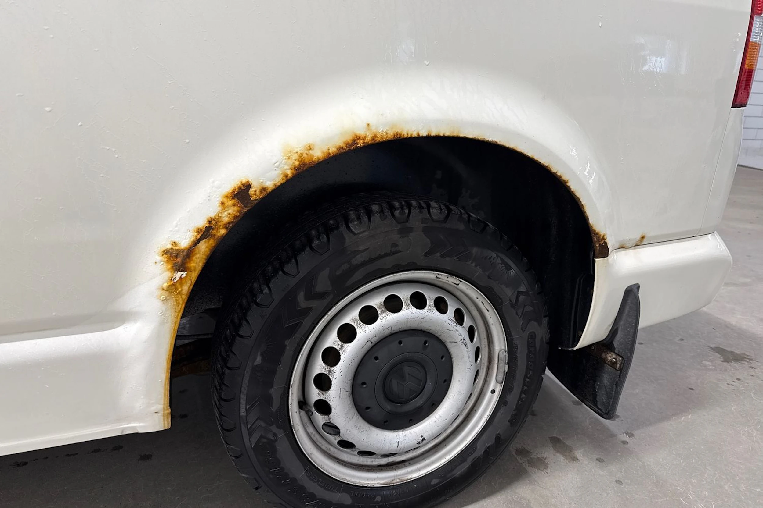 valkoinen Volkswagen Transporter 2007 kuva 21.