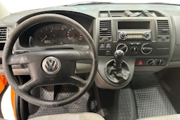 oranssi Volkswagen Transporter 2007 kuva 9.