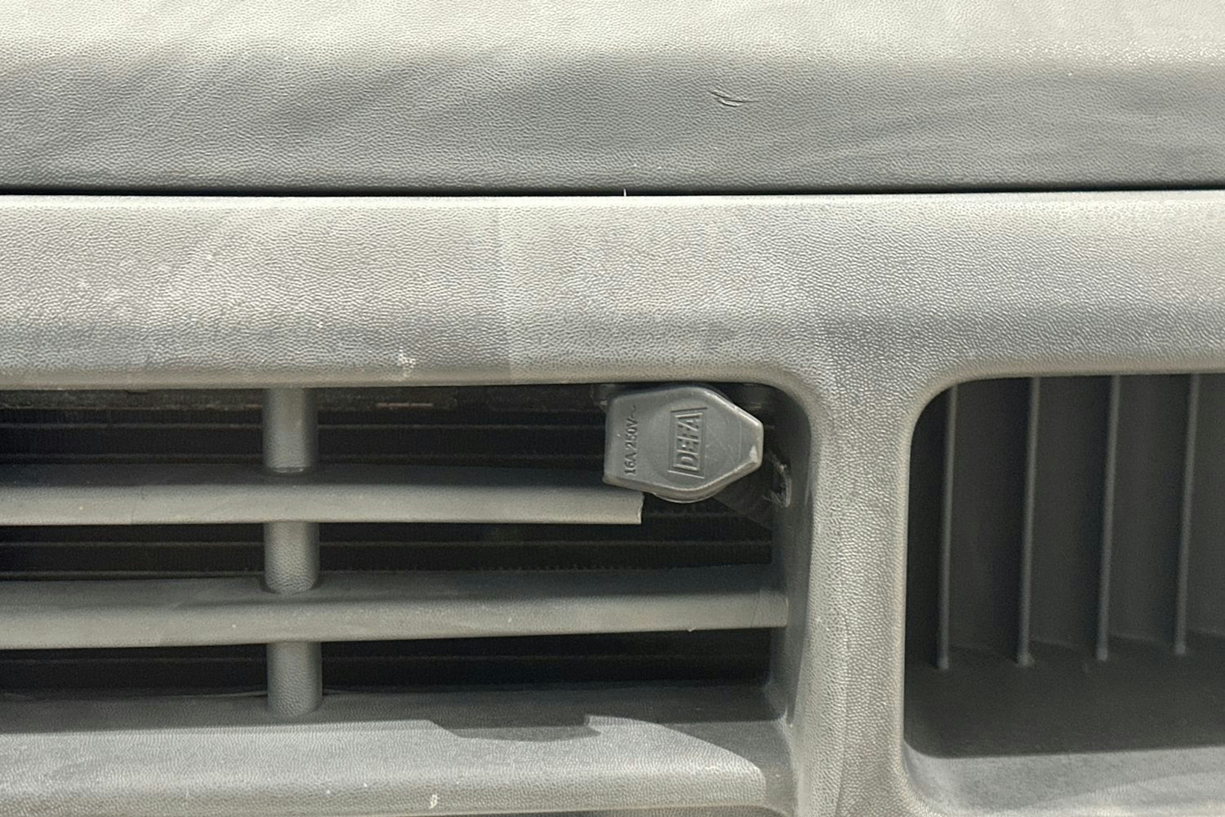 oranssi Volkswagen Transporter 2007 kuva 25.