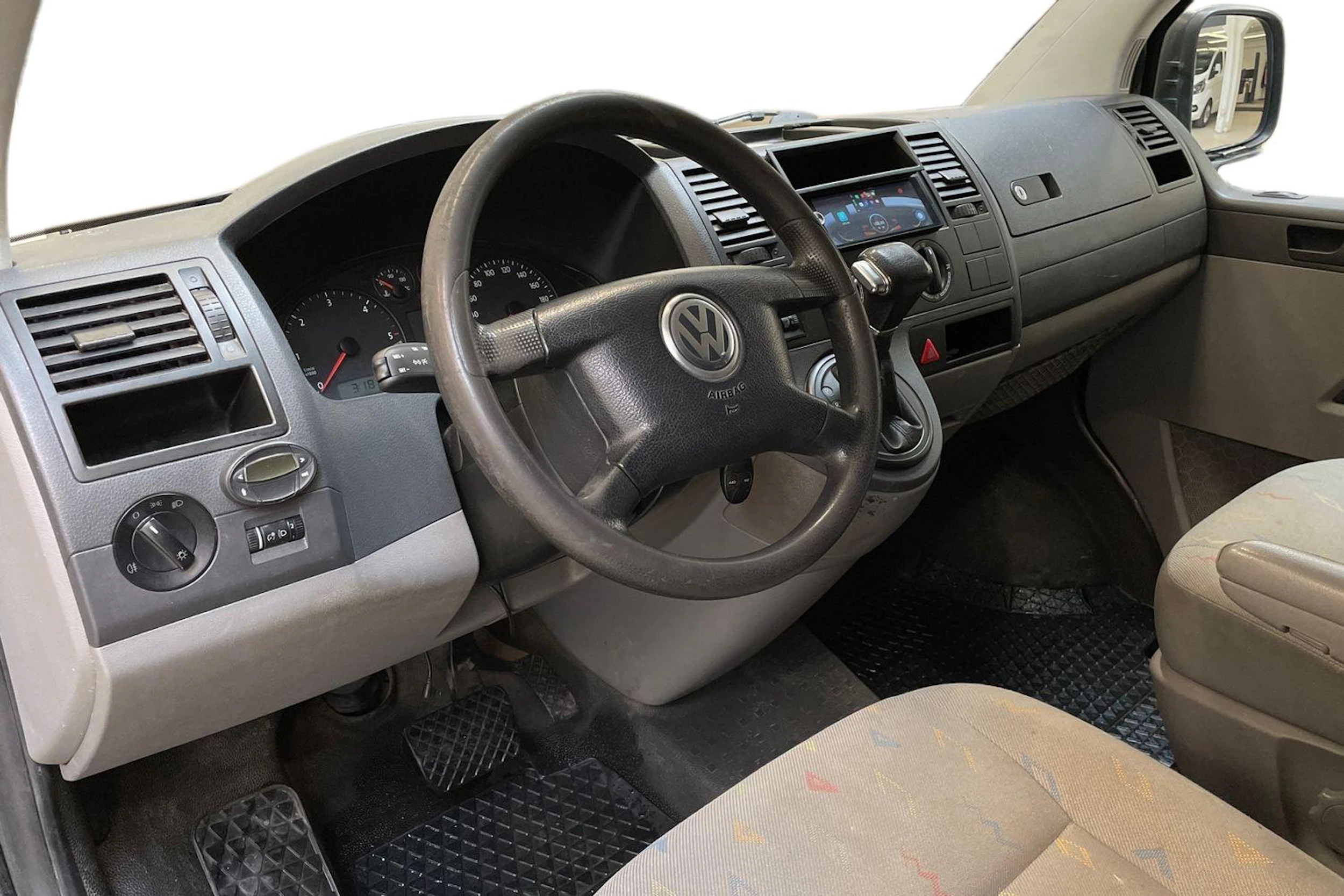 musta Volkswagen Transporter 2007 kuva 6.