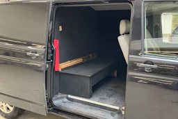 musta Volkswagen Transporter 2007 kuva 10.