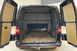 musta Volkswagen Transporter 2007 kuva 11.