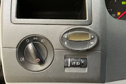 musta Volkswagen Transporter 2007 kuva 12.