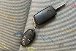 musta Volkswagen Transporter 2007 kuva 16.