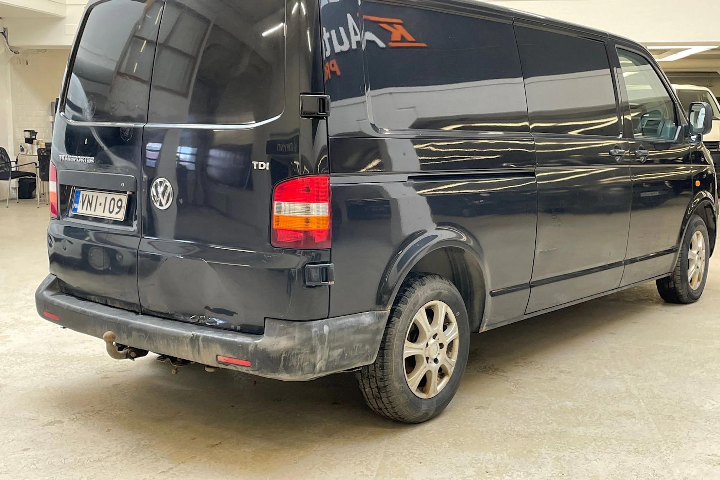 musta Volkswagen Transporter 2007 kuva 25.