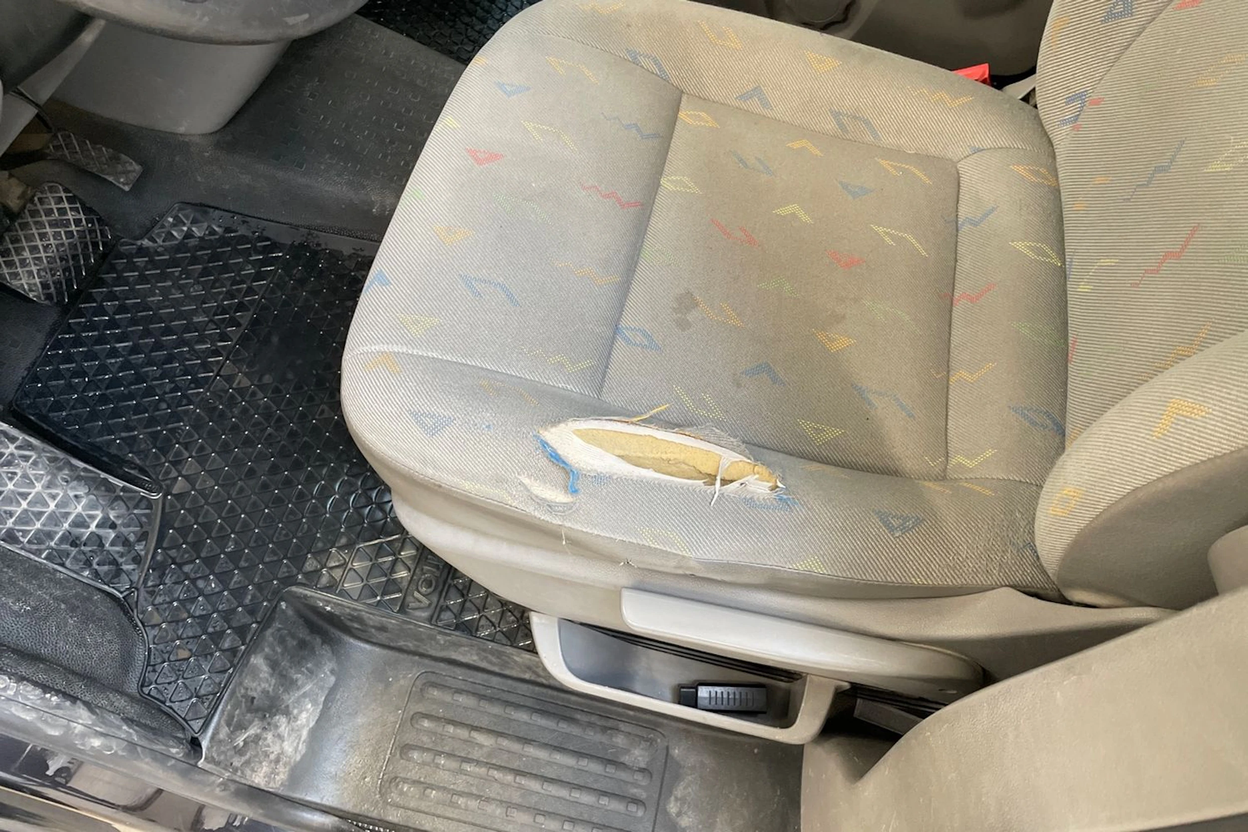 musta Volkswagen Transporter 2007 kuva 29.