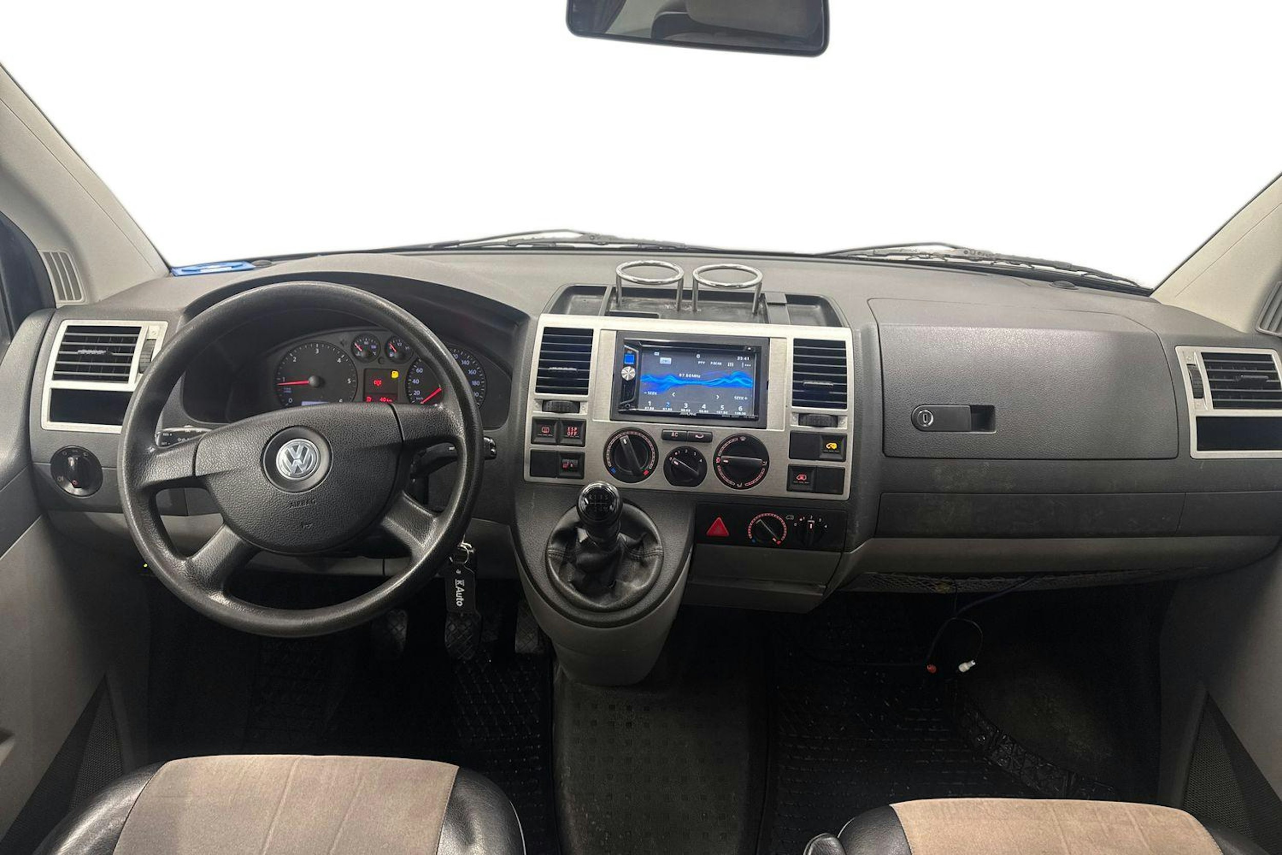 musta Volkswagen Transporter 2008 kuva 9.