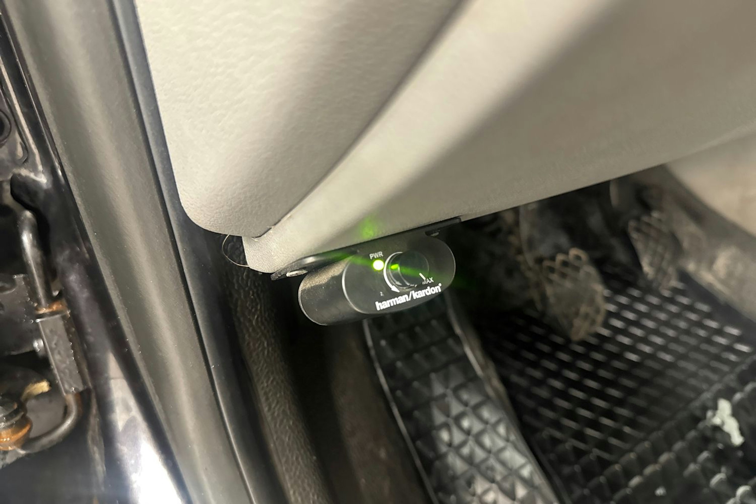 musta Volkswagen Transporter 2008 kuva 18.