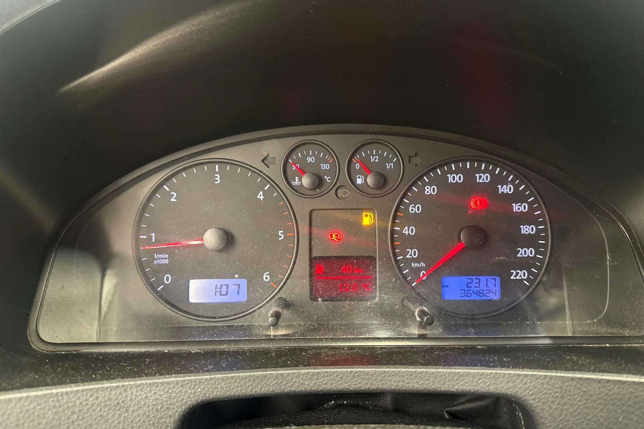 musta Volkswagen Transporter 2008 kuva 19.