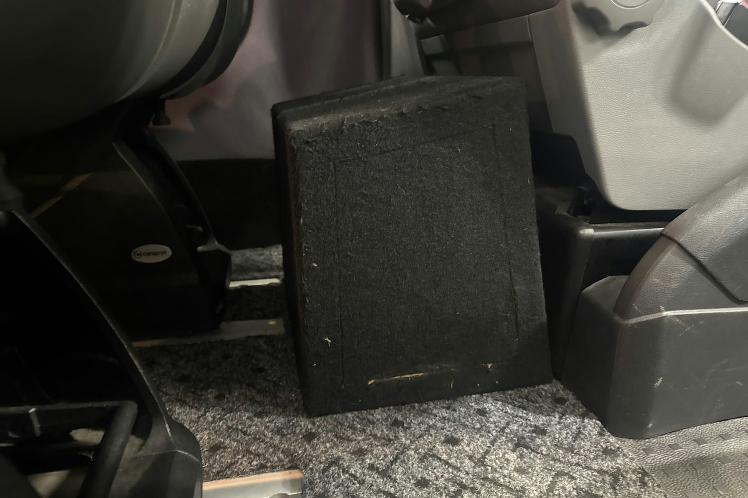 musta Volkswagen Transporter 2008 kuva 21.