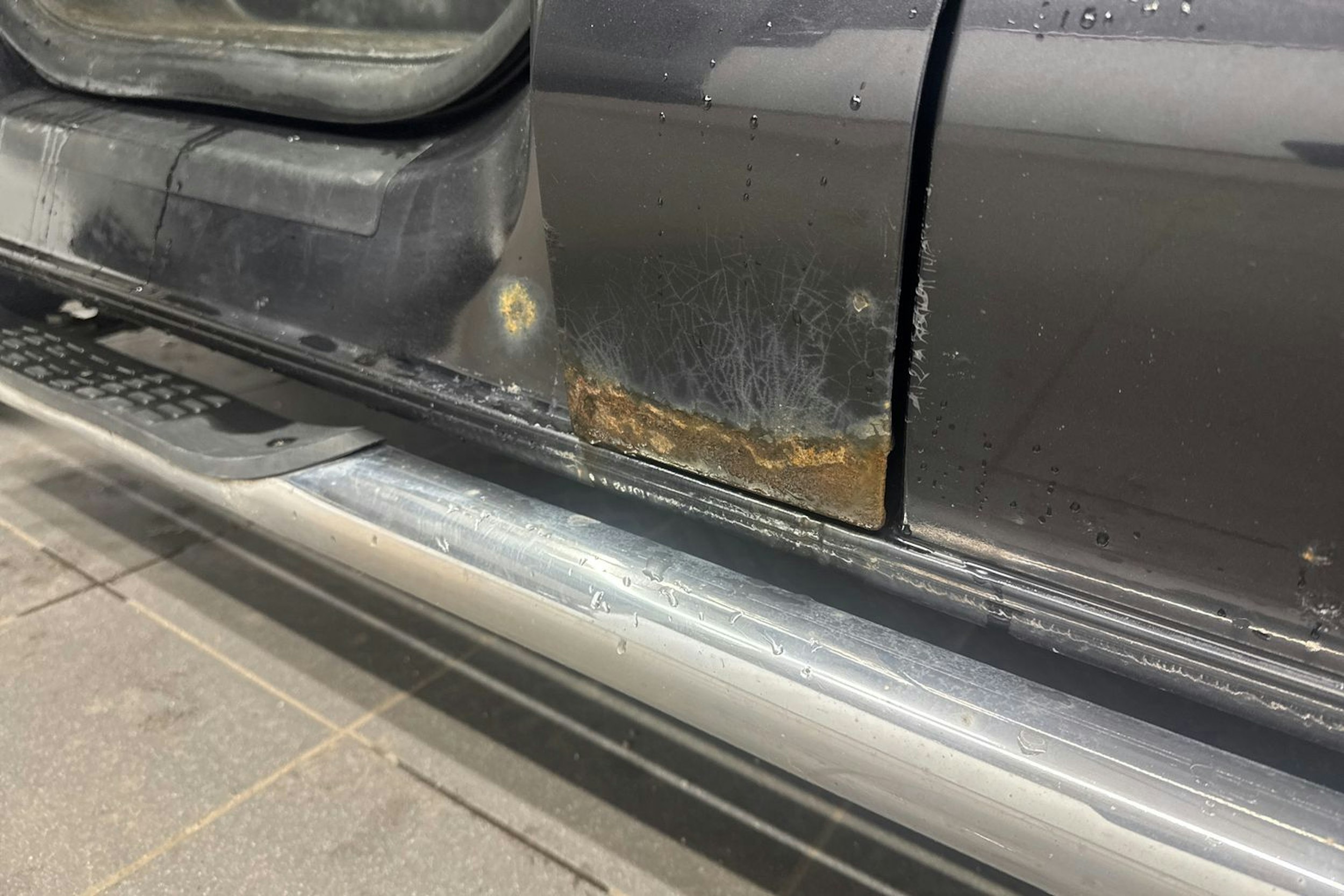 musta Volkswagen Transporter 2008 kuva 31.