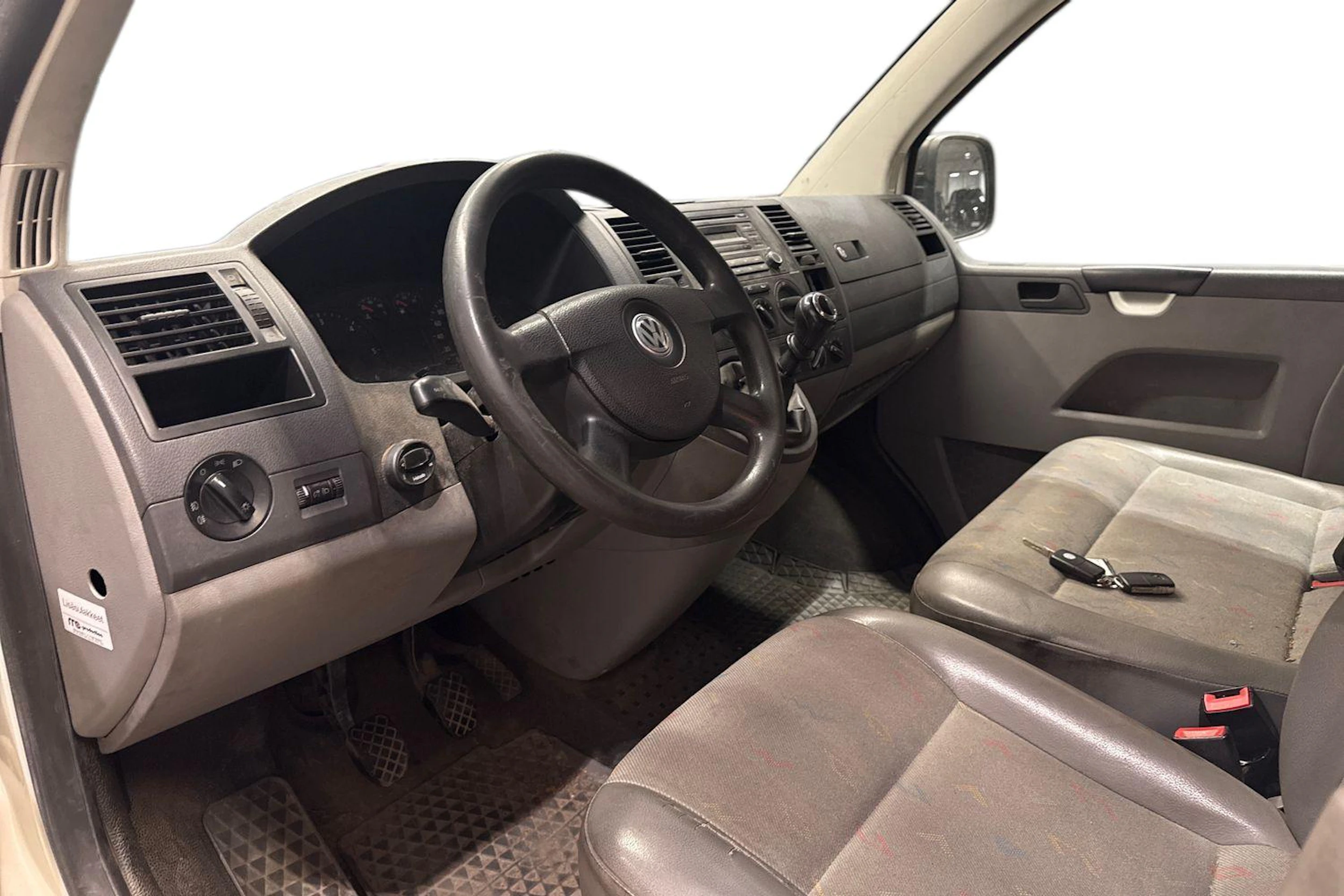 valkoinen Volkswagen Transporter 2008 kuva 3.