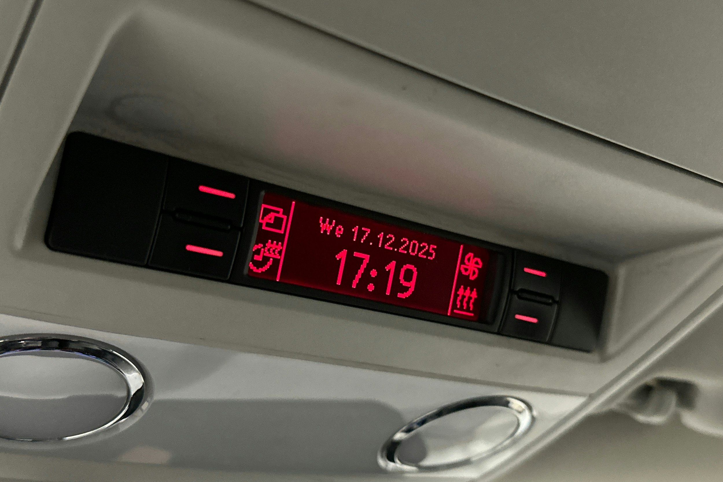 vihreä Volkswagen Transporter 2009 kuva 24.