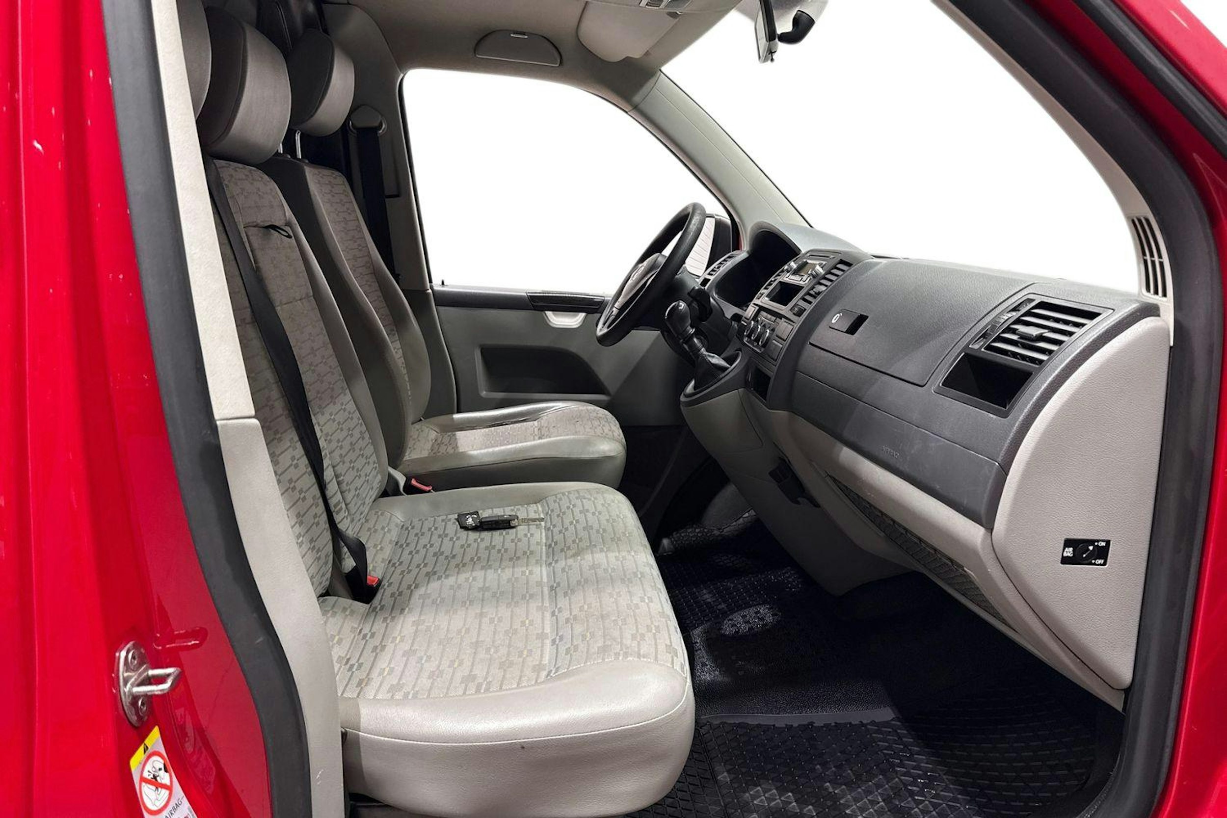 punainen Volkswagen Transporter 2009 kuva 10.