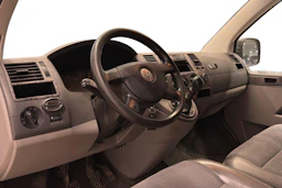 valkoinen Volkswagen Transporter 2009 kuva 3.
