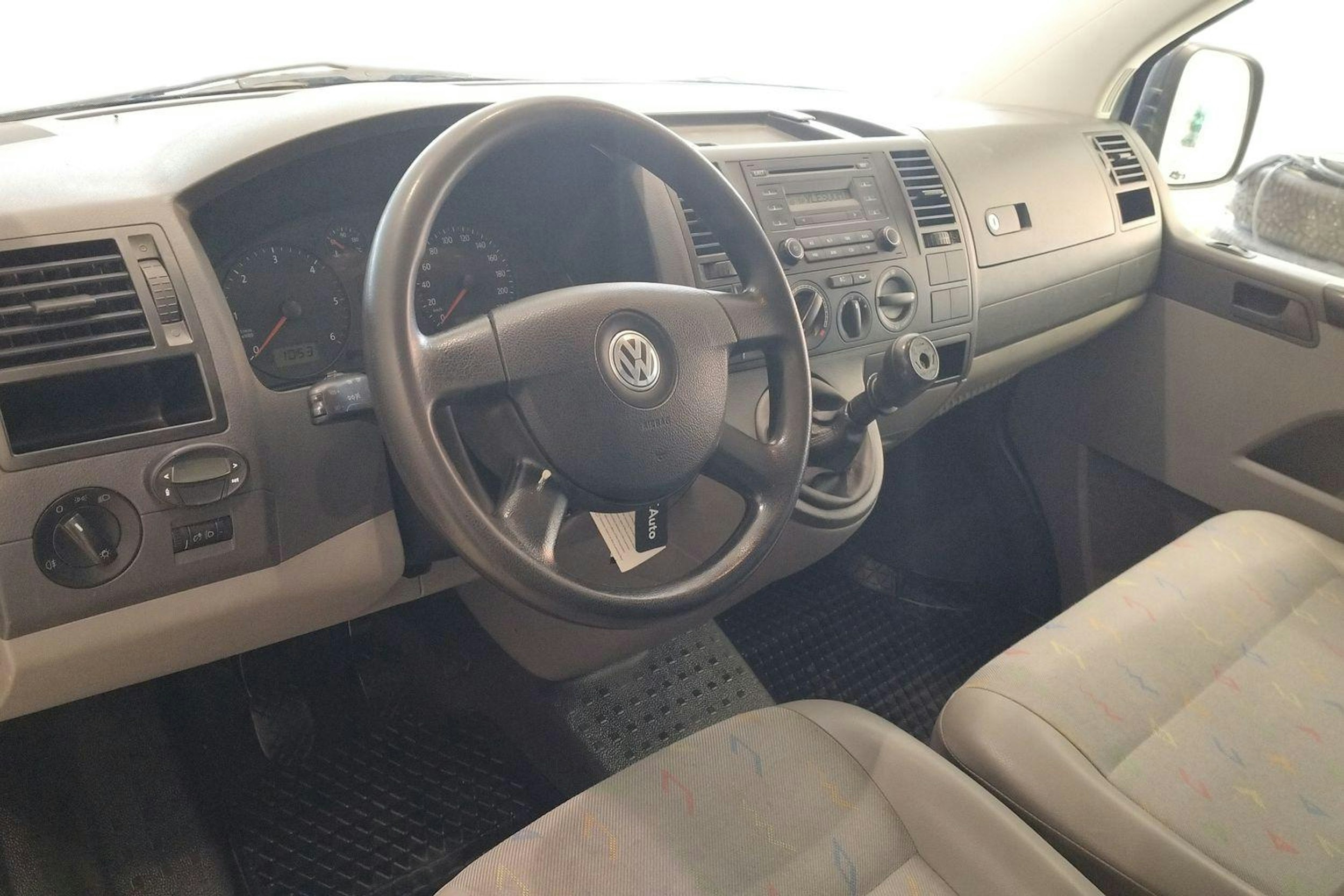 harmaa Volkswagen Transporter 2009 kuva 7.