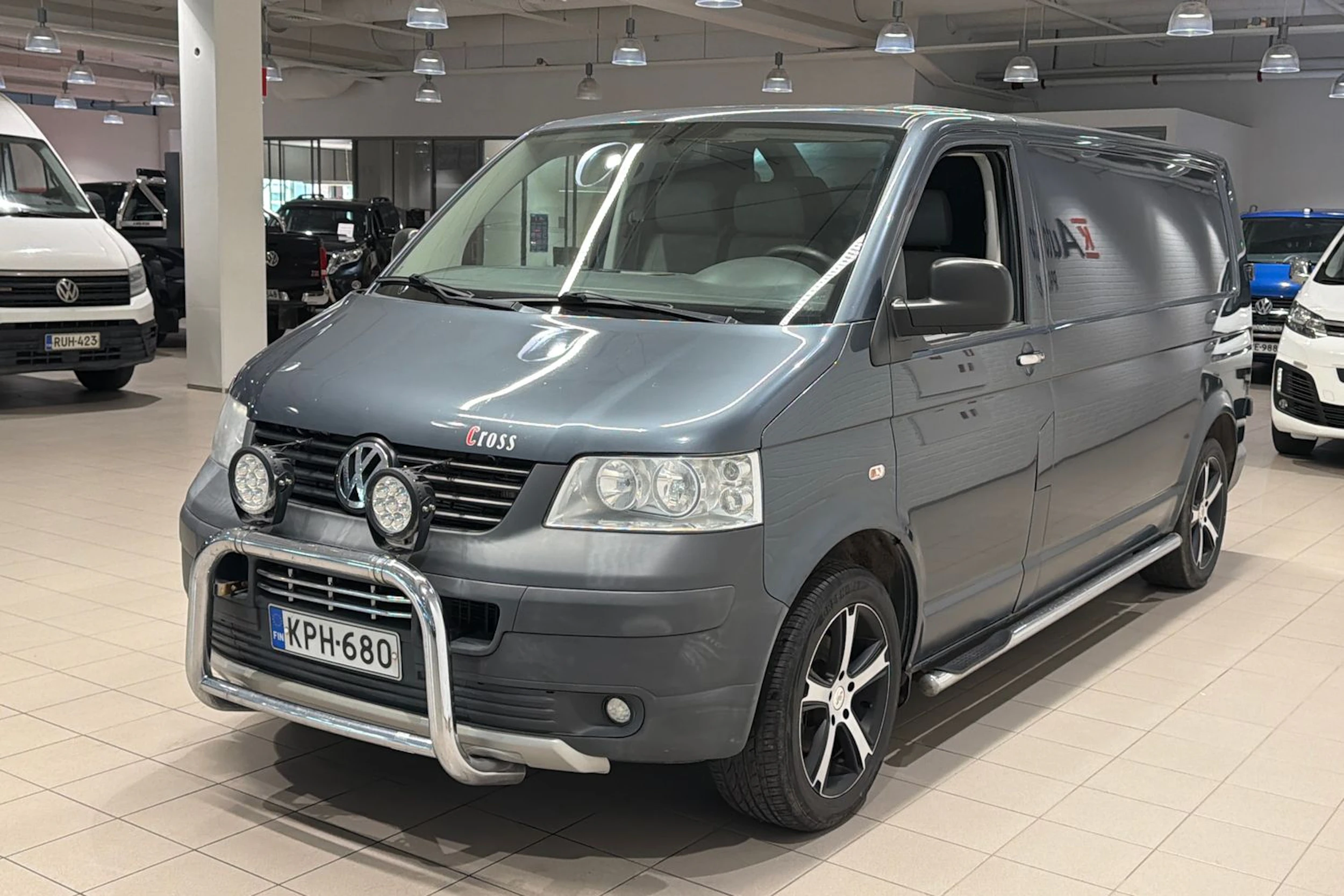 harmaa Volkswagen Transporter 2009 kuva 12.