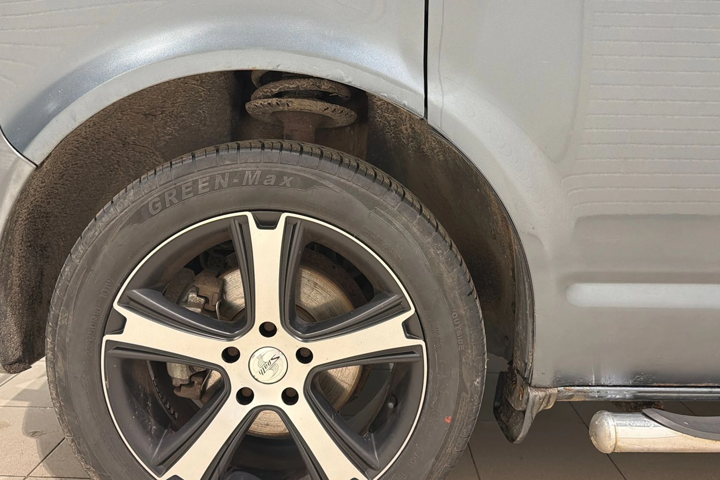 harmaa Volkswagen Transporter 2009 kuva 19.