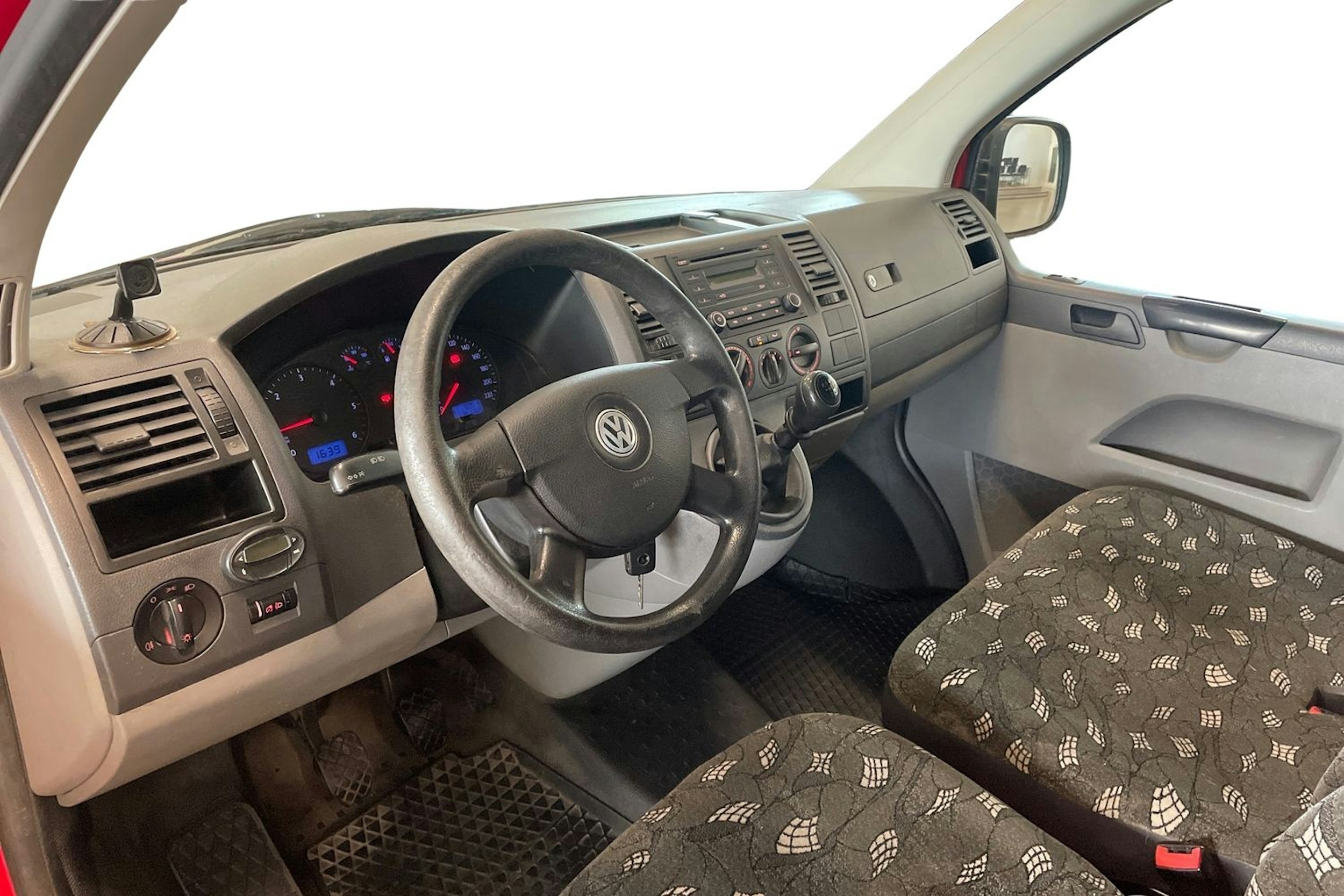 punainen Volkswagen Transporter 2009 kuva 6.