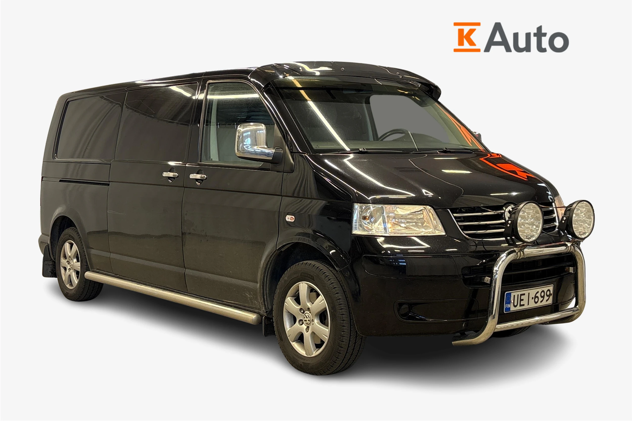 musta Volkswagen Transporter 2009 kuva 1.