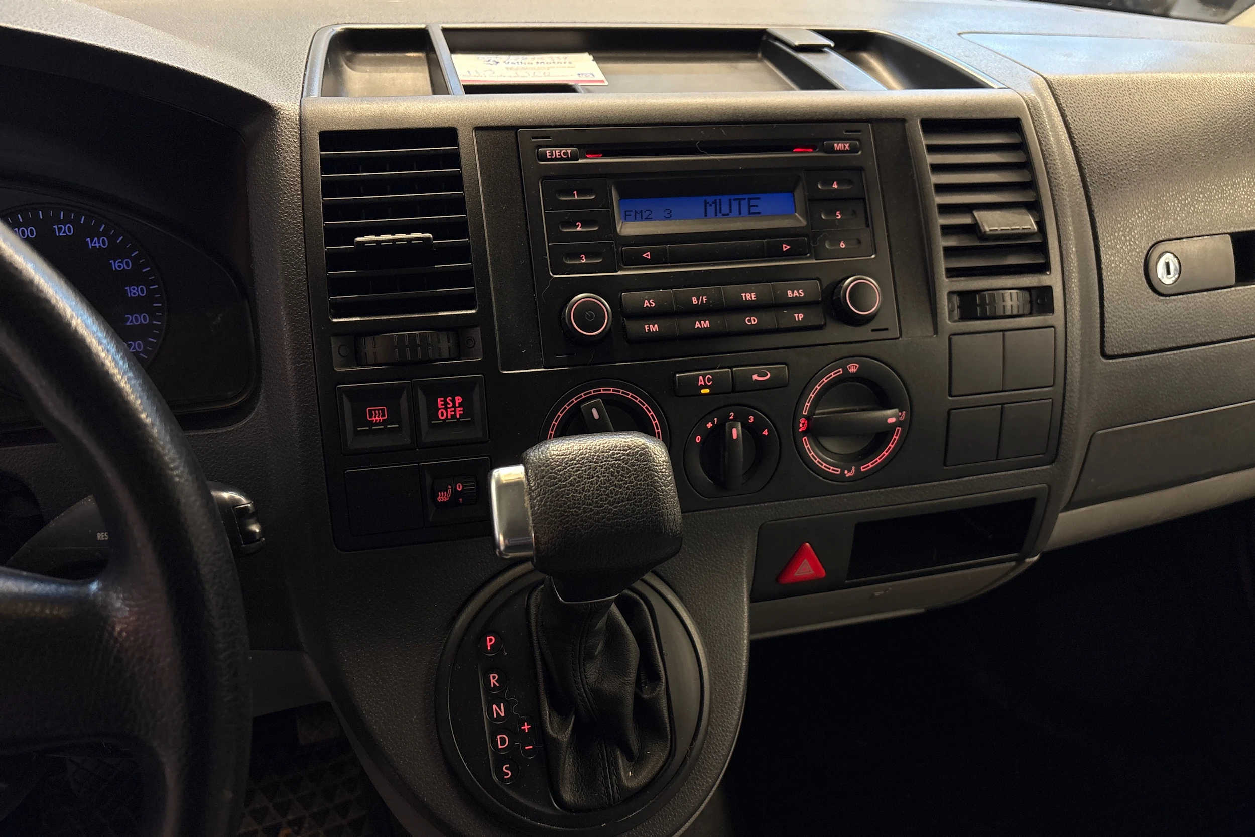 musta Volkswagen Transporter 2009 kuva 9.
