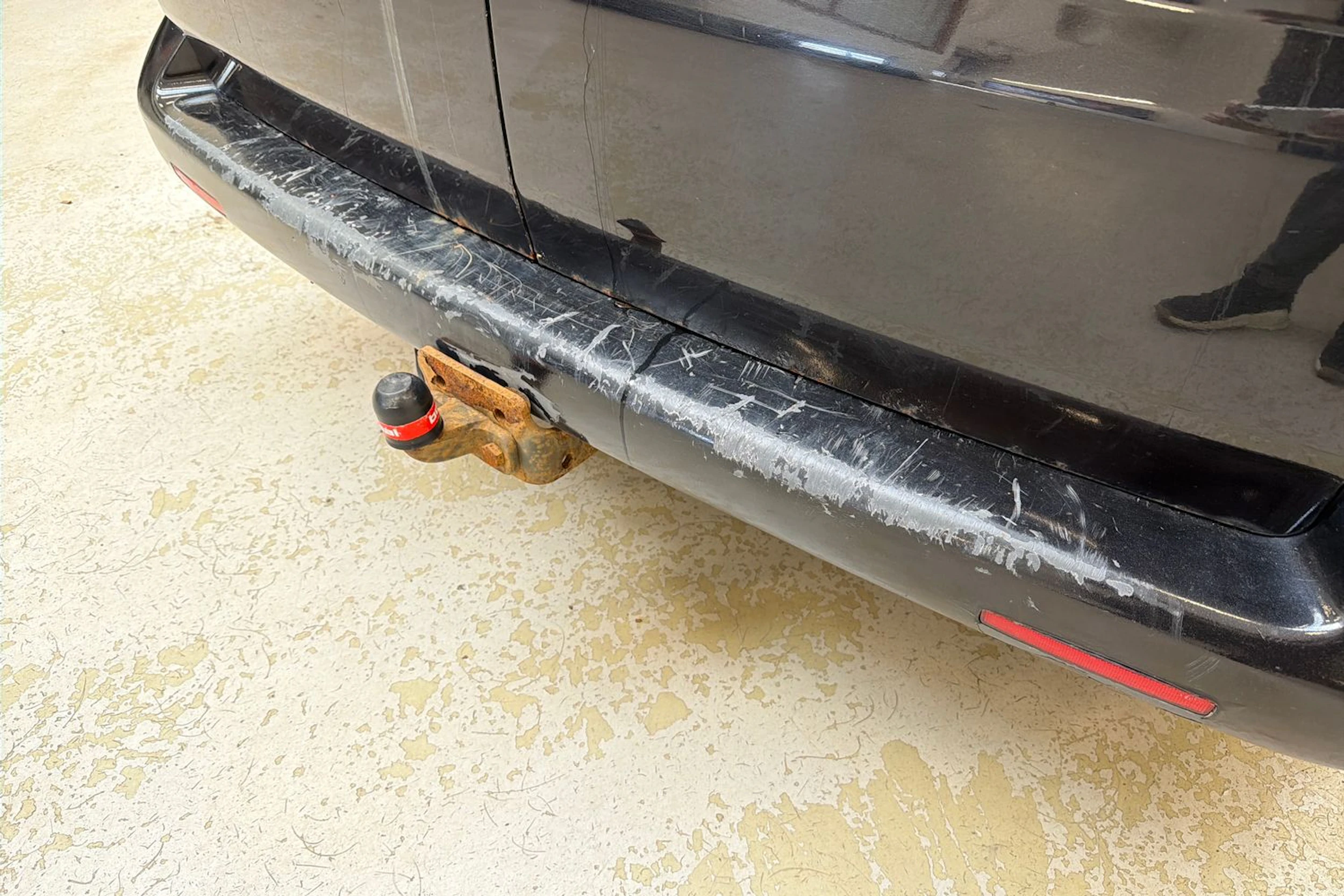 valkoinen Volkswagen Transporter 2010 kuva 30.