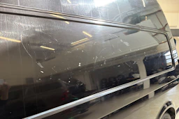 valkoinen Volkswagen Transporter 2010 kuva 41.