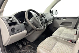 harmaa Volkswagen Transporter 2010 kuva 6.