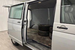 harmaa Volkswagen Transporter 2010 kuva 11.