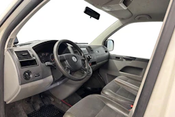 valkoinen Volkswagen Transporter 2010 kuva 8.