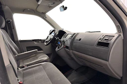 valkoinen Volkswagen Transporter 2010 kuva 9.