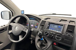 valkoinen Volkswagen Transporter 2010 kuva 11.